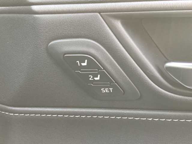 トヨタ ハリアー Z レザーパッケージ 佐賀県 2021(令3)年 4.2万km プレシャスブラックパール ワンオーナー/モデリスタエアロ/純正12.3インチナビ/バックモニター/プリクラッシュセーフティ/レーンディパーチャーアラート/オートハイビーム/アダプティブクルーズコントロール/ブラインドスポットモニター/リアクロストラフィックアラート/クリアランスソナー/ヘッドアップディスプレイ/デジタルインナーミラー（前方録画機能付き）/パワーバックドア/ETC2.0/レザーシート/メモリパワーシート/シートヒーター/エアシート/ステアリングヒーター/ステアリングリモコン/電動パーキングブレーキ/オートブレーキホールド/プッシュスタート/スマートキー/LEDヘッドライト/フォグライト/純正アルミホイール