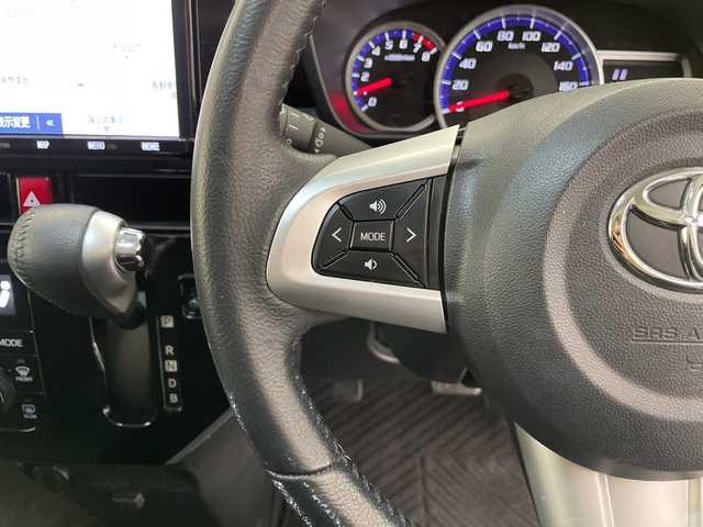 トヨタ ルーミー カスタムG－T 長野県 2019(平31)年 6万km パールホワイトⅢ 純正SDナビ&フルセグTV&CD&BT/クルーズコントロール/車線逸脱警報/衝突軽減ブレーキ/コーナーセンサー/両側パワースライドドア/ステアリングスイッチ/2列目サンシェード/バックカメラ/ビルトインETC/LEDヘッドライト/フロントフォグランプ/電動格納ミラー/ウィンカーミラー/純正15インチAW装着/純正フロアマット/純正ドアバイザー/社外フロントエアロ/フロントモデリスタエアロ積込/プッシュスタート/スマートキー