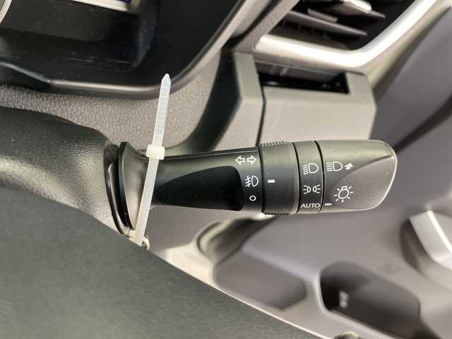 トヨタ ルーミー カスタムG－T 長野県 2019(平31)年 6万km パールホワイトⅢ 純正SDナビ&フルセグTV&CD&BT/クルーズコントロール/車線逸脱警報/衝突軽減ブレーキ/コーナーセンサー/両側パワースライドドア/ステアリングスイッチ/2列目サンシェード/バックカメラ/ビルトインETC/LEDヘッドライト/フロントフォグランプ/電動格納ミラー/ウィンカーミラー/純正15インチAW装着/純正フロアマット/純正ドアバイザー/社外フロントエアロ/フロントモデリスタエアロ積込/プッシュスタート/スマートキー