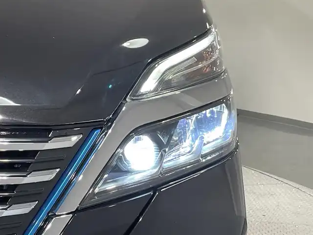 日産 セレナ e－パワー ハイウェイスター V 愛知県 2020(令2)年 9万km ダイヤモンドブラック 純正10インチナビ/衝突軽減ブレーキ/両側電動スライドドア/アラウンドビューモニター/ビルトインETC/LEDヘッドライト/クルーズコントロール/ドライブレコーダー/ブラインドスポットモニター/フルセグTV/Bluetooth/コーナーセンサー/レーンキープアシスト/プッシュスタート/スマートキー/スペアキー/CD/DVD再生/ミュージックサーバー/純正フロアマット/純正アルミホイール/オートライト/禁煙車/後期モデル/ウィンカーミラー/電動格納ミラー/フォグランプ/Wエアコン/横滑り防止装置/ステアリングリモコン