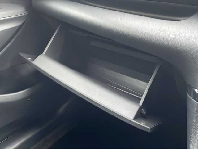 トヨタ ヤリス G 静岡県 2023(令5)年 1万km アバンギャルドブロンズメタリック /純正ナビ//Bluetooth//バック/全周囲カメラ//セーフティセンス//オートハイビーム//レーンキープアシスト//LEDヘッドライト//スマートキー//スペアキー//ビルトインETC//保証書//取説