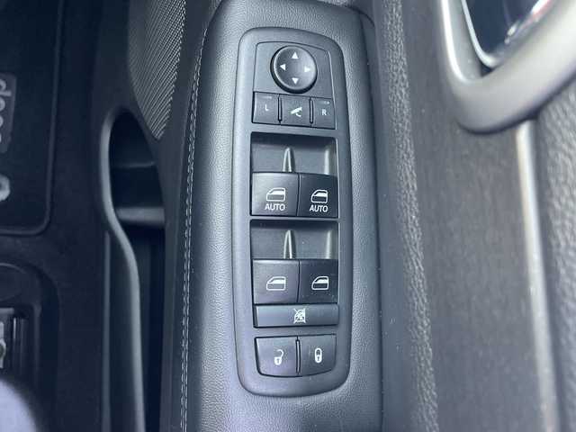 クライスラー・ジープ ジープ グランドチェロキー アップランド 山口県 2018(平30)年 4万km 黒 ４WD/純正HDDナビ/（AM/FM/Bluetooth/USB/ワンセグTV)/ミラーリング/アダプティブクルーズコントロール/バックカメラ/パワーシート（D/N）/パーキングアシスト/純正フロアマット/純正17インチアルミホイール/LEDヘッドライト/アイドリングストップ/スマートキー/ETC