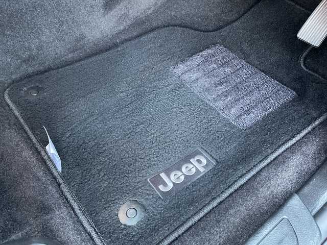 クライスラー・ジープ ジープ グランドチェロキー アップランド 山口県 2018(平30)年 4万km 黒 ４WD/純正HDDナビ/（AM/FM/Bluetooth/USB/ワンセグTV)/ミラーリング/アダプティブクルーズコントロール/バックカメラ/パワーシート（D/N）/パーキングアシスト/純正フロアマット/純正17インチアルミホイール/LEDヘッドライト/アイドリングストップ/スマートキー/ETC