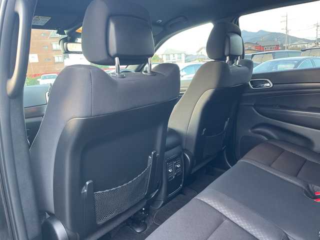 クライスラー・ジープ ジープ グランドチェロキー アップランド 山口県 2018(平30)年 4万km 黒 ４WD/純正HDDナビ/（AM/FM/Bluetooth/USB/ワンセグTV)/ミラーリング/アダプティブクルーズコントロール/バックカメラ/パワーシート（D/N）/パーキングアシスト/純正フロアマット/純正17インチアルミホイール/LEDヘッドライト/アイドリングストップ/スマートキー/ETC