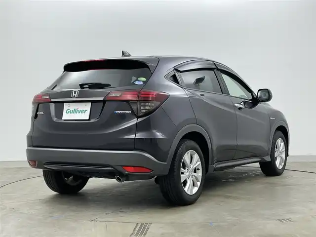 ホンダ ヴェゼル ハイブリッド X ホンダセンシング 岡山県 2020(令2)年 3万km ルーセブラックM ８インチナビ　/レーダークルーズコントロール　/ビルトインＥＴＣ　/ＬＥＤヘッドライト　/バックカメラ　/ドライブレコーダー　前後　/オートハイビーム　/スマートキー　/アイドリングストップ　/ミュージックサーバー　/純正フロアマット/禁煙車/オートブレーキホールド/パドルシフト/踏み間違い防止/フォグライト