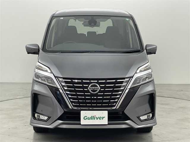 日産 セレナ ハイウェイスター V 福岡県 2021(令3)年 4.6万km ダークメタルグレー 純正大型ナビ/（ＣＤ　ＤＶＤ　ＢＴ　フルセグＴＶ） /純正フリップダウンモニター　/アラウンドビューカメラ /ETC 　/ドライブレコーダー　/プロパイロット　/エマージェンシーブレーキ /レーンキープアシスト　/コーナーセンサー 　/ブラインドスポットモニター　/デジタルルーミムラー　/電動パーキング　/オートブレーキホールド　/両側パワースライドドア　/オートライト/LEDヘッドライト/フォグランプ