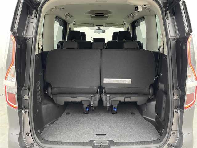 日産 セレナ ハイウェイスター V 福岡県 2021(令3)年 4.6万km ダークメタルグレー 純正大型ナビ/（ＣＤ　ＤＶＤ　ＢＴ　フルセグＴＶ） /純正フリップダウンモニター　/アラウンドビューカメラ /ETC 　/ドライブレコーダー　/プロパイロット　/エマージェンシーブレーキ /レーンキープアシスト　/コーナーセンサー 　/ブラインドスポットモニター　/デジタルルーミムラー　/電動パーキング　/オートブレーキホールド　/両側パワースライドドア　/オートライト/LEDヘッドライト/フォグランプ