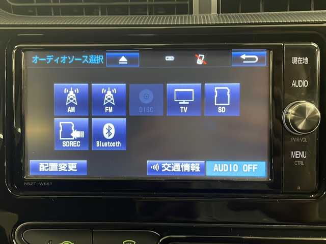 トヨタ アクア クロスオーバー 熊本県 2018(平30)年 7万km ライムホワイトパールクリスタルシャイン ワンオーナー/純正ナビ/CD/DVD/フルセグTV/AM/FM/BT/バックカメラ/ビルトインETC/衝突軽減ブレーキ/レーンキープアシスト/LEDヘッドライト/オートマチックハイビーム/ハーフレザーシート/保証書