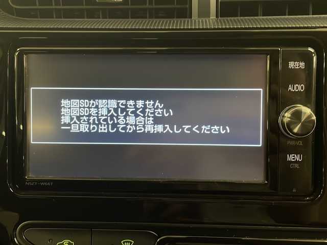 トヨタ アクア クロスオーバー 熊本県 2018(平30)年 7万km ライムホワイトパールクリスタルシャイン ワンオーナー/純正ナビ/CD/DVD/フルセグTV/AM/FM/BT/バックカメラ/ビルトインETC/衝突軽減ブレーキ/レーンキープアシスト/LEDヘッドライト/オートマチックハイビーム/ハーフレザーシート/保証書