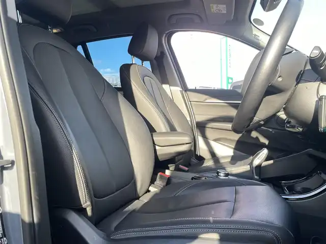 ＢＭＷ Ｘ１ xDrive 18d xライン 宮崎県 2022(令4)年 3.3万km ガンＭ サンルーフ/ワンオーナー/メーカーナビ/AM/FM/BT/TV/【外装カラー】ストームベイ/ハイラインパッケージXライン/コンフォートパッケージ/ETC2.0（ミラー型）/社外ドライブレコーダー/黒レザーシート/運転席助手席パワーシート/運転席助手席シートヒーター/パワーバックドア/LEDヘッドライト/衝突軽減ブレーキ/レーダークルーズコントロール/ウィンカーミラー