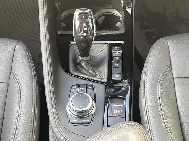 ＢＭＷ Ｘ１ xDrive 18d xライン 宮崎県 2022(令4)年 3.3万km ガンＭ サンルーフ/ワンオーナー/メーカーナビ/AM/FM/BT/TV/【外装カラー】ストームベイ/ハイラインパッケージXライン/コンフォートパッケージ/ETC2.0（ミラー型）/社外ドライブレコーダー/黒レザーシート/運転席助手席パワーシート/運転席助手席シートヒーター/パワーバックドア/LEDヘッドライト/衝突軽減ブレーキ/レーダークルーズコントロール/ウィンカーミラー