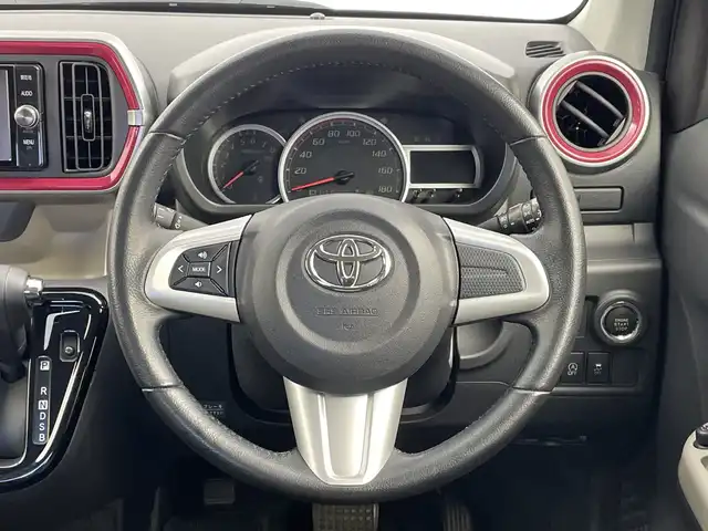 トヨタ パッソ モーダ　Gパッケージ 新潟県 2017(平29)年 2.3万km ファイアークォーツレッドM スマートアシスト/純正メモリナビ/　フルセグTV/BluetoothCD/DVD/SD/バックカメラ/ドライブレコーダー/ビルトインETC/アイドリングストップ/革巻きステアリング/ステアリングスイッチ/LEDヘッドライト/オートライト/フォグランプ/プッシュスタート/スマートキー/純正14インチAW/純正フロアマット/電動格納ウィンカーミラー/横滑り防止機能/禁煙車