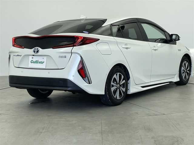 トヨタ プリウス ＰＨＶ S セーフティプラス 愛知県 2018(平30)年 7.6万km ホワイトパールクリスタルシャイン モデリスタエアロ/社外ナビ　/（TV/BT/CD/DVD）　/レーダークルーズコントロール　/バックモニター　/衝突軽減システム　/コーナーセンサー　/レーンキープアシスト　/パーキングアシスト　/前席シートヒーター　/ステアリングヒーター　/ドライブレコーダー/ETC