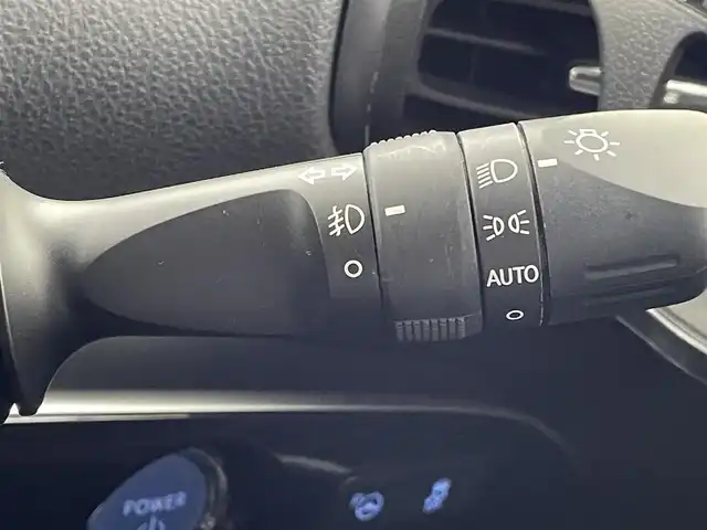トヨタ プリウス ＰＨＶ S セーフティプラス 愛知県 2018(平30)年 7.6万km ホワイトパールクリスタルシャイン モデリスタエアロ/社外ナビ　/（TV/BT/CD/DVD）　/レーダークルーズコントロール　/バックモニター　/衝突軽減システム　/コーナーセンサー　/レーンキープアシスト　/パーキングアシスト　/前席シートヒーター　/ステアリングヒーター　/ドライブレコーダー/ETC