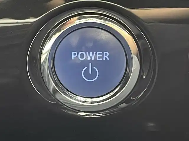 トヨタ プリウス ＰＨＶ S セーフティプラス 愛知県 2018(平30)年 7.6万km ホワイトパールクリスタルシャイン モデリスタエアロ/社外ナビ　/（TV/BT/CD/DVD）　/レーダークルーズコントロール　/バックモニター　/衝突軽減システム　/コーナーセンサー　/レーンキープアシスト　/パーキングアシスト　/前席シートヒーター　/ステアリングヒーター　/ドライブレコーダー/ETC