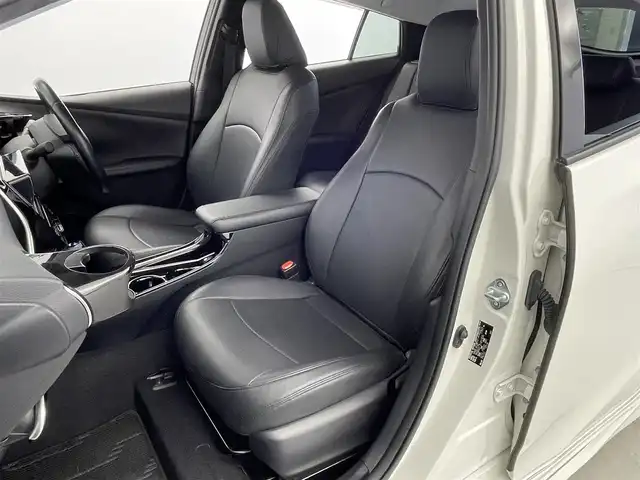 トヨタ プリウス ＰＨＶ S セーフティプラス 愛知県 2018(平30)年 7.6万km ホワイトパールクリスタルシャイン モデリスタエアロ/社外ナビ　/（TV/BT/CD/DVD）　/レーダークルーズコントロール　/バックモニター　/衝突軽減システム　/コーナーセンサー　/レーンキープアシスト　/パーキングアシスト　/前席シートヒーター　/ステアリングヒーター　/ドライブレコーダー/ETC