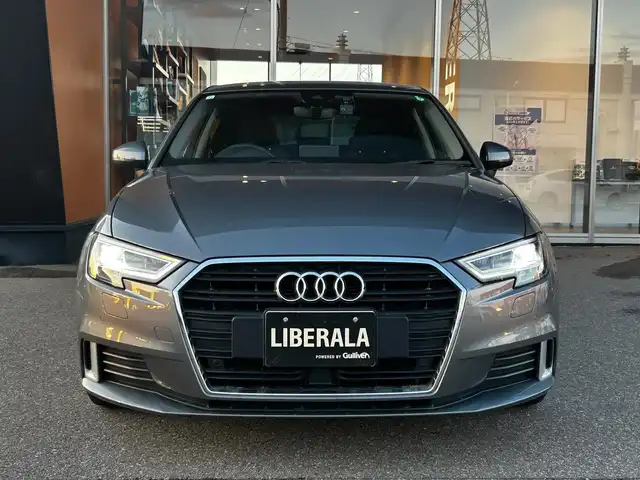 アウディ Ａ３ SB 30TFSI シグネチャーED 富山県 2020(令2)年 2.4万km グレー LED ライトパッケージ/ナビゲーションパッケージ/コンビニエンスパッケージ/アシスタンスパッケージ/ワンオーナー/HDDナビ/フルセグテレビ/バックカメラ/アイドリングストップ/ACCプッシュスタート/ETC2.0/前席シートヒーター/D席パワーシート/パドルシフト