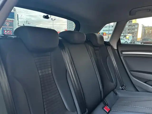 アウディ Ａ３ SB 30TFSI シグネチャーED 富山県 2020(令2)年 2.4万km グレー LED ライトパッケージ/ナビゲーションパッケージ/コンビニエンスパッケージ/アシスタンスパッケージ/ワンオーナー/HDDナビ/フルセグテレビ/バックカメラ/アイドリングストップ/ACCプッシュスタート/ETC2.0/前席シートヒーター/D席パワーシート/パドルシフト