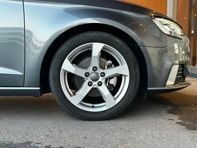 アウディ Ａ３ SB 30TFSI シグネチャーED 富山県 2020(令2)年 2.4万km グレー LED ライトパッケージ/ナビゲーションパッケージ/コンビニエンスパッケージ/アシスタンスパッケージ/ワンオーナー/HDDナビ/フルセグテレビ/バックカメラ/アイドリングストップ/ACCプッシュスタート/ETC2.0/前席シートヒーター/D席パワーシート/パドルシフト