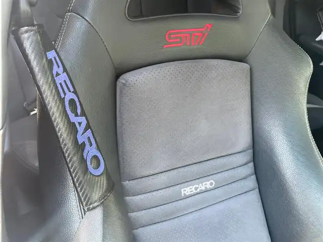 スバル インプレッサ ＷＲＸ STi 広島県 2007(平19)年 13万km WRブルーマイカ /登録時走行距離/　　　　　　　129784キロ/ターボ/4WD/社外ナビ/地デジ/レカロハーフレザーシート/スペアキー×１/ETC/新車時整備手帳/　　【保証書】/取扱説明書/