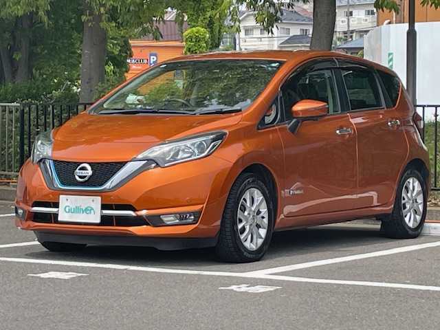 日産 ノート e－パワー メダリスト 宮城県 2017(平29)年 5万km プレミアムコロナオレンジ 純正ナビ/アラウンドビュー/デジタルインナーミラー/フルセグTV/Advansed　safety/・エマージェンシーブレーキ/・車線逸脱警報/・車線逸脱防止支援システム/・踏み間違い衝突防止アシスト/ビークルダイナミクスコントロール/先進ライト/標識検知機能/ステアリングオーディオスイッチ/LEDヘッドライト/ETC/純正アルミホイール/純正フロアマット