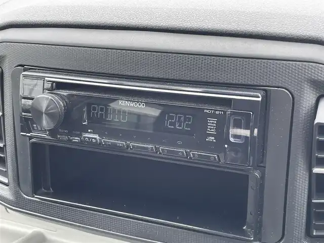 ダイハツ ミラ イース X SAⅢ 茨城県 2020(令2)年 4.3万km ホワイト KENWOODオーディオ/【AM・FM・CD・USB】/前方ドラレコ/前後コーナーセンサー/アイドリングストップ/オートハイビーム/LEDライト/横滑り防止装置/レーンキープアシスト/衝突被害軽減システム/電格ミラー/ドアバイザー/純正ホイールカバー/ヘッドライトレベライザー