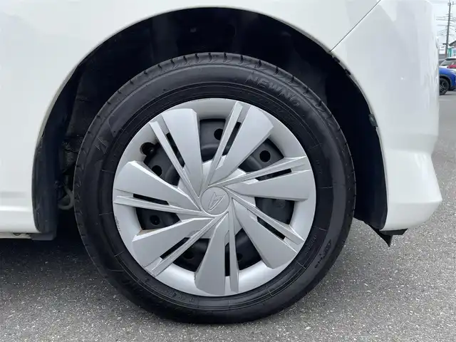 ダイハツ ミラ イース X SAⅢ 茨城県 2020(令2)年 4.3万km ホワイト KENWOODオーディオ/【AM・FM・CD・USB】/前方ドラレコ/前後コーナーセンサー/アイドリングストップ/オートハイビーム/LEDライト/横滑り防止装置/レーンキープアシスト/衝突被害軽減システム/電格ミラー/ドアバイザー/純正ホイールカバー/ヘッドライトレベライザー