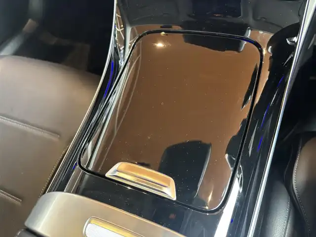 メルセデス・ベンツ Ｃ２２０ｄ 4マチック オールテレイン 宮城県 2022(令4)年 2.2万km 白 純正ナビ/AppleCarPlay/Bluetooth機能/ESP/DSR/レーンキープアシスト/パークトロニック/電動パーキングアシスト/アクティブステアリングアシスト/全周囲カメラ/ヘッドアップディスプレイ/メモリ機能付きパワーシート/シートヒーター/シートキネティック/パノラミックサンルーフ/アンビエントライト/ドラレコ（前後）/置くだけ充電/USB