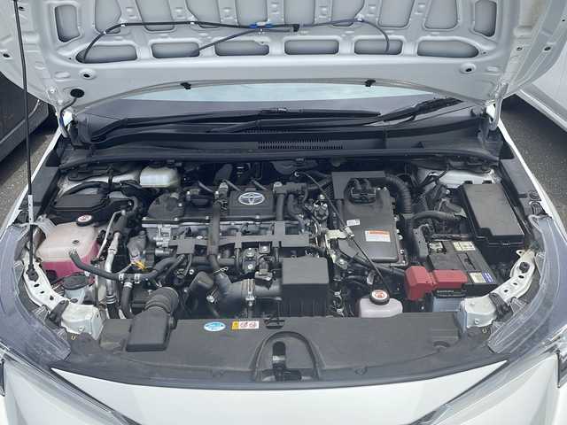 トヨタ カローラツーリング ハイブリッド S 岩手県 2019(令1)年 1.1万km ホワイトパールクリスタルシャイン 純正ナビ/AM/FM/Bluetooth/フルセグTV/バックカメラ/ETC/レーダークルーズコントロール/衝突被害軽減ブレーキ/レーンキープアシスト/横滑り防止装置/アイドリングストップ/シートヒーター/ステアリングヒーター/寒冷地仕様/オートライト/オートハイビーム/LEDヘッドライト/フォグランプ/スマートキー/プッシュスタート/電動格納ミラー/純正16インチAW/純正フロアマット/純正ドアバイザー/保証書/取扱説明書