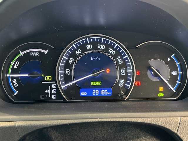 トヨタ エスクァイア ハイブリッド Gi 埼玉県 2018(平30)年 2.9万km スパークリングブラックパールクリスタルシャイン トヨタセーフティーセンス /フリップダウンモニター /純正メモリナビ /　　CD/DVD/BT/フルセグ/両側パワースライドドア /クルーズコントロール /LEDオートライト /純正15インチアルミホイール /ステアリングスイッチ /ETC2.0