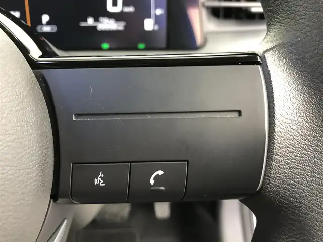 日産 ノート X 愛知県 2021(令3)年 2.9万km ピュアホワイトパール ・日産コネクトナビ（9インチ）/・BLUETOOTH/USB/・BUSOUフルエアロ/・インテリジェントルームミラー/・インテリジェントアラウンドビューモニター/・ブラインドスポットモニター/・エマージェンシーブレーキ/・オートハイビーム/・フロアマット/・電動パーキングブレーキ/・ビルトインETC2.0/・シートリフター/・スマートキー/・LEDライト