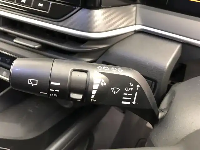 日産 ノート X 愛知県 2021(令3)年 2.9万km ピュアホワイトパール ・日産コネクトナビ（9インチ）/・BLUETOOTH/USB/・BUSOUフルエアロ/・インテリジェントルームミラー/・インテリジェントアラウンドビューモニター/・ブラインドスポットモニター/・エマージェンシーブレーキ/・オートハイビーム/・フロアマット/・電動パーキングブレーキ/・ビルトインETC2.0/・シートリフター/・スマートキー/・LEDライト