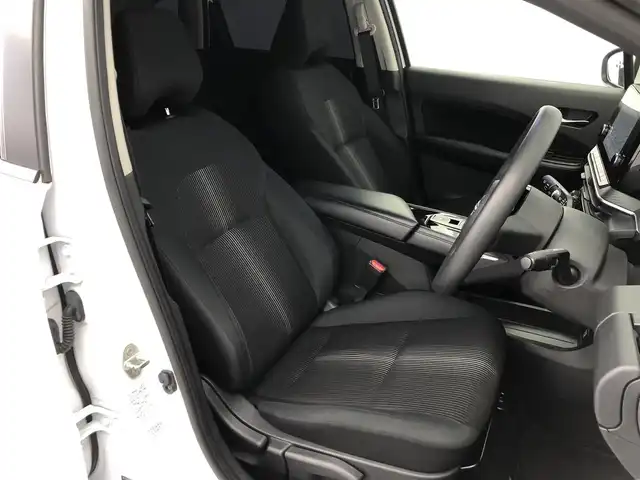 日産 ノート X 愛知県 2021(令3)年 2.9万km ピュアホワイトパール ・日産コネクトナビ（9インチ）/・BLUETOOTH/USB/・BUSOUフルエアロ/・インテリジェントルームミラー/・インテリジェントアラウンドビューモニター/・ブラインドスポットモニター/・エマージェンシーブレーキ/・オートハイビーム/・フロアマット/・電動パーキングブレーキ/・ビルトインETC2.0/・シートリフター/・スマートキー/・LEDライト