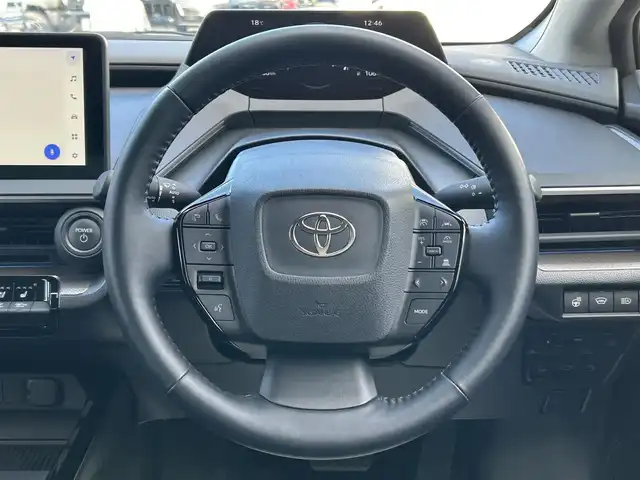 トヨタ プリウス Z 山形県 2023(令5)年 2.7万km プラチナホワイトパールマイカ 4WD/純正ナビ/FM/AM/フルセグ//トヨタセーフティセンス/プリクラッシュセーフティ/レーンディパーチャーアラート/ブラインドスポットモニター/パーソナルデジタルアシスタント/ロードサインアシスト/クリアランスソナー/リヤクロストラフィックアラート/パーキングサポートブレーキ/デジタルインナーミラー/クルーズコントロール/パーキングアシスト/パワーバックドア/レザーシート/パワーシート/シートヒーター/エアーシート/革巻きステアリング/ハンドルヒーター/オートマチックハイビーム/オートライト/LEDヘッドライト/フォグランプ/ビルトインETC2.0/AC100V/DRIVE MODE/EV MODE/スマートキー/プッシュスタート/横滑り防止