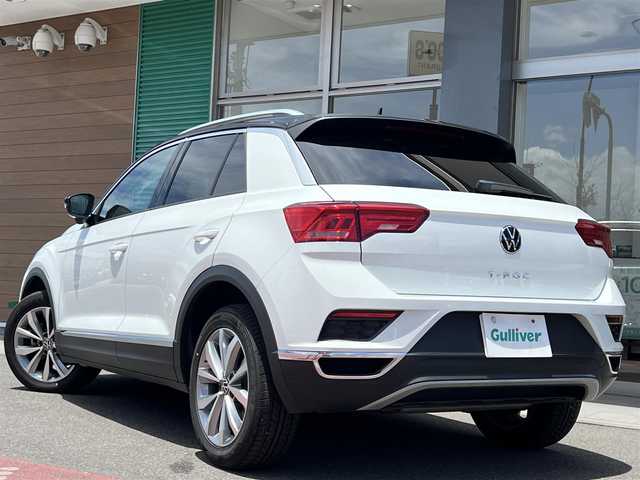 フォルクスワーゲン ＶＷ Ｔ－ロック TSI スタイル デザインPKG 香川県 2021(令3)年 3.2万km 白Ⅱ ワンオーナー/アップルカープレイ/アンドロイドオート/【Bluetooth】/バックカメラ/USB/電動リアゲート/レーンキープアシスト/衝突被害軽減システム/純正ビルトインETC2.0/純正前後ドライブレコーダー/純正17インチアルミ/ルーフレール/BSM/24年製サマータイヤ