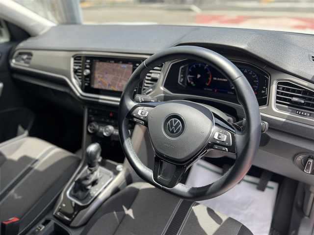 フォルクスワーゲン ＶＷ Ｔ－ロック TSI スタイル デザインPKG 香川県 2021(令3)年 3.2万km 白Ⅱ ワンオーナー/アップルカープレイ/アンドロイドオート/【Bluetooth】/バックカメラ/USB/電動リアゲート/レーンキープアシスト/衝突被害軽減システム/純正ビルトインETC2.0/純正前後ドライブレコーダー/純正17インチアルミ/ルーフレール/BSM/24年製サマータイヤ