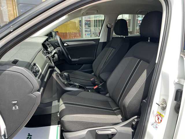 フォルクスワーゲン ＶＷ Ｔ－ロック TSI スタイル デザインPKG 香川県 2021(令3)年 3.2万km 白Ⅱ ワンオーナー/アップルカープレイ/アンドロイドオート/【Bluetooth】/バックカメラ/USB/電動リアゲート/レーンキープアシスト/衝突被害軽減システム/純正ビルトインETC2.0/純正前後ドライブレコーダー/純正17インチアルミ/ルーフレール/BSM/24年製サマータイヤ