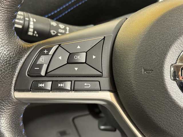 日産 セレナ e-パワー オーテック セーフティPKG 山形県 2018(平30)年 8.6万km ダイヤモンドブラック エマージェンシーブレーキ/純正9インチSDナビ/　　CD/DVD/BT/フルセグ/MSV/USB/iPod/AUX/　　AppleCarPlay/AudroidAuto/アラウンドビューモニター/両側パワースライドドア（ハンズフリー機能付き）/クルーズコントロール/LEDオートライト/前席シートヒーター/純正15インチAW/コーナーセンサー/ドライブレコーダー/レーンアシスト/ステアリングヒーター/ステアリングスイッチ/横滑り防止装置/サイド・カーテンエアバッグ/スマートキー/ビルトインETC