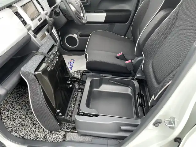 スズキ ハスラー X ターボ 岩手県 2014(平26)年 11.5万km パールホワイト/ブラック2トーンルーフ (株)IDOMが運営する【じしゃロン盛岡店】の自社ローン専用車両になりますこちらは現金またはオートローンご利用時の価格です。自社ローンご希望の方は別途その旨お申付け下さい/衝突軽減システム/社外ナビ/CD/DVD/フルセグ/Bluetooth/SD/プッシュスタート /スマートキー/スペアキー/HIDヘッドライト/オートライト/フォグライト /コーナーセンサー/シートヒーター/革巻きステアリング/ETC/バックカメラ /スタッドレスタイヤ積載