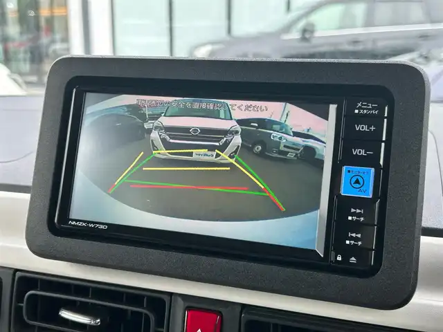 ダイハツ ムーヴ キャンバス ストライプス G 大阪府 2025(令7)年 0.3万km シャイニングホワイトパール/サンドベージュメタリック スマートアシスト/純正ナビ　/   フルセグTV/CD/DVD/Bluetooth/USB　/バックモニター　/クリアランスソナー　/前席シートヒーター　/両側パワースライドドア　/アイドリングストップ/オートマチックハイビーム/純正14インチアルミホイール　/純正フロアマット　/プッシュスタート　/スマートキー　/ＬＥＤライト