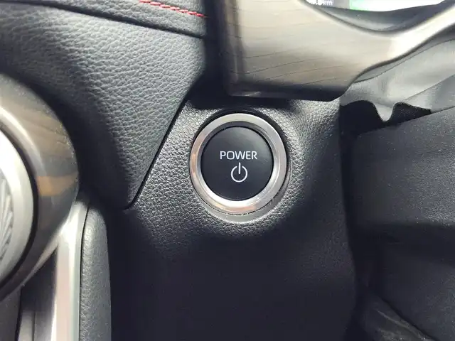 トヨタ ＲＡＶ４ ＰＨＶ Z 愛知県 2023(令5)年 4万km アティチュードブラックマイカ/プラチナホワイトパールマイカ ４WD/トヨタセーフティーセンス/・車線逸脱/・衝突軽減/・プリクラッシュ/・オートハイビーム/・アラウンドビューモニター/・レーダークルーズコントロール/純正ディスプレイナビ/・フルセグ/・Bluetooth/・Applecarplay/パワーバックドア/ステアリングヒーター/サンルーフ/デジタルインナーミラー/ステアリングリモコン/革巻きステアリング/レザーシート/パワーシート（D・N）/シートヒーター/エアシート/HUD/純正ドライブレコーダー/３Dフロアマット/エンケイAW