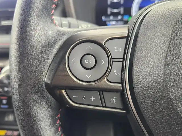 トヨタ ＲＡＶ４ ＰＨＶ Z 愛知県 2023(令5)年 4万km アティチュードブラックマイカ/プラチナホワイトパールマイカ ４WD/トヨタセーフティーセンス/・車線逸脱/・衝突軽減/・プリクラッシュ/・オートハイビーム/・アラウンドビューモニター/・レーダークルーズコントロール/純正ディスプレイナビ/・フルセグ/・Bluetooth/・Applecarplay/パワーバックドア/ステアリングヒーター/サンルーフ/デジタルインナーミラー/ステアリングリモコン/革巻きステアリング/レザーシート/パワーシート（D・N）/シートヒーター/エアシート/HUD/純正ドライブレコーダー/３Dフロアマット/エンケイAW