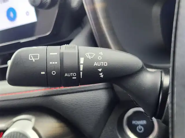 トヨタ ＲＡＶ４ ＰＨＶ Z 愛知県 2023(令5)年 4万km アティチュードブラックマイカ/プラチナホワイトパールマイカ ４WD/トヨタセーフティーセンス/・車線逸脱/・衝突軽減/・プリクラッシュ/・オートハイビーム/・アラウンドビューモニター/・レーダークルーズコントロール/純正ディスプレイナビ/・フルセグ/・Bluetooth/・Applecarplay/パワーバックドア/ステアリングヒーター/サンルーフ/デジタルインナーミラー/ステアリングリモコン/革巻きステアリング/レザーシート/パワーシート（D・N）/シートヒーター/エアシート/HUD/純正ドライブレコーダー/３Dフロアマット/エンケイAW