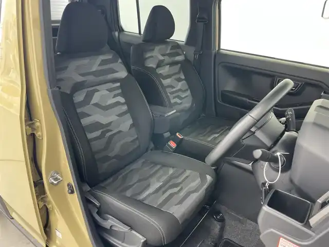 ダイハツ タフト G ターボ クロムベンチャー 愛知県 2022(令4)年 4.8万km サンドベージュメタリック スマートアシスト/　　・衝突警報機能/　　・衝突回避支援ブレーキ機能/　　・車線逸脱警報機能/　　・路側逸脱警報/　　・ふらつき警報/　　・アダプティブクルーズコントロール/　　・アダプティブドライビングハイビーム/　　・コーナーセンサー　/　　・パノラマモニター　/ディーラーオプション9インチナビ/　　CD/DVD/BT/フルセグ/ドライブレコーダー/ETC/革巻きステアリング/ステアリングリモコン/シートヒーター/ガラスルーフ/ルーフレール/純正LEDヘッドライト/フォグランプ/純正15インチアルミホイール