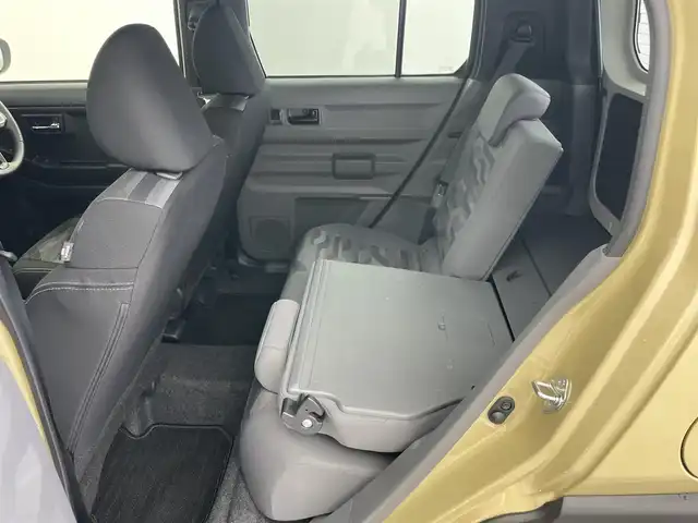 ダイハツ タフト G ターボ クロムベンチャー 愛知県 2022(令4)年 4.8万km サンドベージュメタリック スマートアシスト/　　・衝突警報機能/　　・衝突回避支援ブレーキ機能/　　・車線逸脱警報機能/　　・路側逸脱警報/　　・ふらつき警報/　　・アダプティブクルーズコントロール/　　・アダプティブドライビングハイビーム/　　・コーナーセンサー　/　　・パノラマモニター　/ディーラーオプション9インチナビ/　　CD/DVD/BT/フルセグ/ドライブレコーダー/ETC/革巻きステアリング/ステアリングリモコン/シートヒーター/ガラスルーフ/ルーフレール/純正LEDヘッドライト/フォグランプ/純正15インチアルミホイール