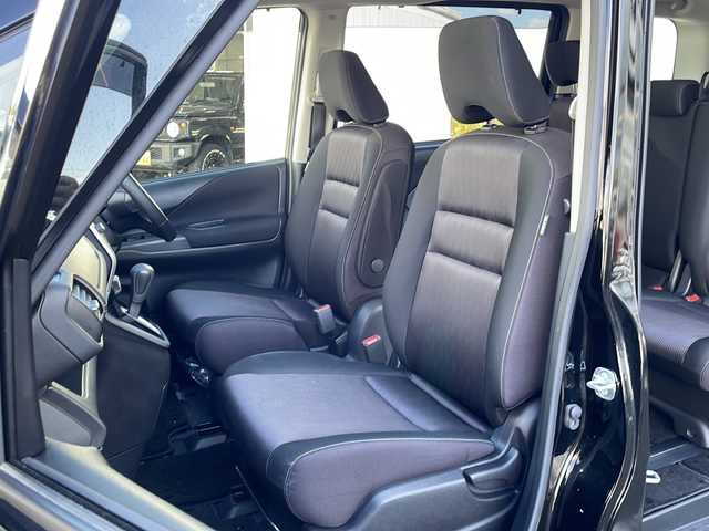 日産 セレナ ハイウェイスター Vセレクション 道東・釧路十勝 2018(平30)年 8.6万km ダイヤモンドブラック ・４WD/・純正9インチナビ/　（CD　DVD　AM　FM　BT　USB　AUX）/・純正フリップダウンモニター/・アラウンドビューモニター/・両側パワースライドドア/・ハンズフリーオートスライドドア/・クルーズコントロール/・エマージェンシーブレーキ/・前方ドライブレコーダー/・アイドリングストップ/・前後コーナーセンサー/・LEDライト/・サンシェード/・スマートキー/・プッシュスタート