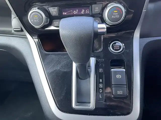 日産 セレナ ハイウェイスター プロパイロットED 栃木県 2017(平29)年 6.9万km カシミヤグレージュ エマージェンシーブレーキ/純正メモリナビ/フルセグTV/DVD/Bluetooth/USB/TVキャンセラー/純正フリップダウンモニター/バックカメラ/ETC/ドライブレコーダー/プロパイロット/両側ハンズフリーパワースライドドア/コーナーセンサー/リバース連動ミラー/LEDヘッドライト/フォグランプ/オートライト/スマートキー/アイドリングストppy/横滑り防止装置/保証書