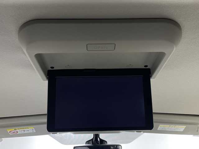 日産 セレナ e－パワー ハイウェイスター V 神奈川県 2018(平30)年 6.4万km ブリリアントシルバー プロパイロット/純正8型ナビ【MM517D-L】/・BT/フルセグTV/CD/DVD/BD/USB//AUX/アラウンドビューモニター/純正フリップダウンモニター/インテリジェントルームミラー/両側電動スライドドア/ハンズフリー/革巻きステアリング/ステアリングスイッチ/ステアリングヒーター/Autoライト/シートヒーター(D/N)/ETC/ドライブレコーダー/LEDヘッドライト/フォグランプ/インテリジェントキー/スペアキー/プッシュスタートボタン/2列目サンシェード/前後ソナー/純正15インチアルミホイール/純正フロアマット