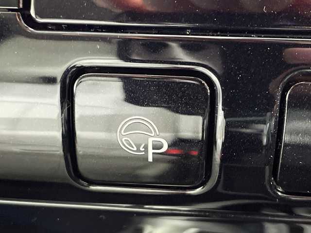 日産 セレナ e－パワー ハイウェイスター V 神奈川県 2018(平30)年 6.4万km ブリリアントシルバー プロパイロット/純正8型ナビ【MM517D-L】/・BT/フルセグTV/CD/DVD/BD/USB//AUX/アラウンドビューモニター/純正フリップダウンモニター/インテリジェントルームミラー/両側電動スライドドア/ハンズフリー/革巻きステアリング/ステアリングスイッチ/ステアリングヒーター/Autoライト/シートヒーター(D/N)/ETC/ドライブレコーダー/LEDヘッドライト/フォグランプ/インテリジェントキー/スペアキー/プッシュスタートボタン/2列目サンシェード/前後ソナー/純正15インチアルミホイール/純正フロアマット