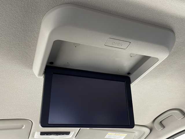 日産 セレナ ハイウェイスター V 千葉県 2022(令4)年 3.1万km ダークメタルグレー/ダイヤモンドブラック プロパイロット/エマージェンシーブレーキ/レーダークルーズコントロール/車線逸脱防止装置/踏み間違え防止/両側パワースライドドア/デジタルインナーミラー/純正SDナビ/フルセグテレビ/Bluetooth/フリップダウンモニター/ドライブレコーダー（前後）/ETC/純正フロアマット/純正ドアバイザー